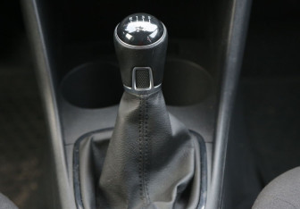 Подержанный автомобиль Volkswagen Polo Sedan 2016 года (13 фото)