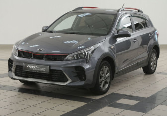 Подержанный автомобиль Kia Rio Hatchback 2021 года (8 фото)