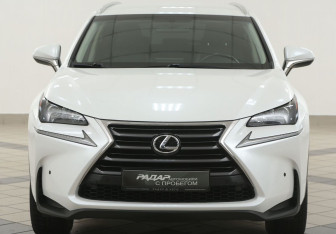 Подержанный автомобиль Lexus NX 2017 года (6 фото)
