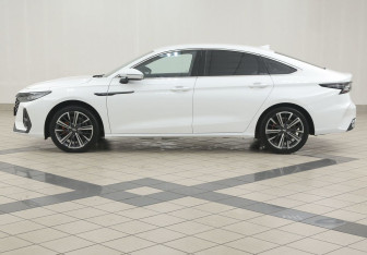 Подержанный автомобиль Chery Arrizo 8 2023 года (7 фото)