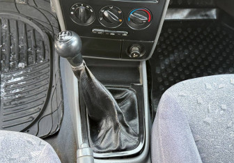 Подержанный автомобиль Kia Spectra Sedan 2007 года (6 фото)