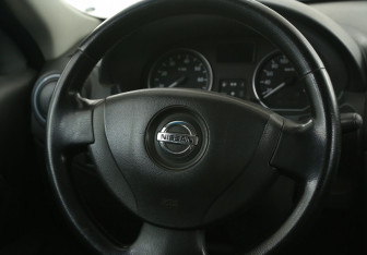 Подержанный автомобиль Nissan Almera Sedan 2014 года (16 фото)