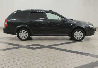 Подержанный автомобиль Chevrolet Lacetti Wagon 2010 года (5 фото)