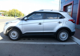 Подержанный автомобиль Hyundai Creta 2017 года (8 фото)