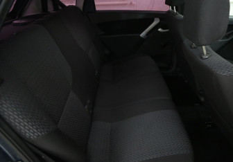 Подержанный автомобиль LADA (ВАЗ) Kalina Hatchback 2016 года (11 фото)