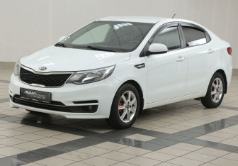 Подержанный автомобиль Kia Rio Sedan 2016 года (8 фото)