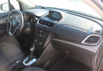 Подержанный автомобиль Opel Mokka 2014 года (10 фото)
