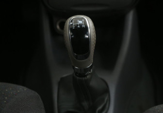 Подержанный автомобиль Hyundai Accent Sedan 2006 года (15 фото)