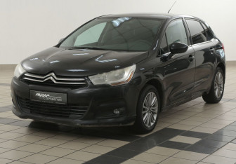 Подержанный автомобиль Citroen C4 Hatchback 2012 года (8 фото)