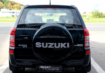 Подержанный автомобиль Suzuki Grand Vitara 2008 года (5 фото)