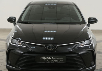Подержанный автомобиль Toyota Corolla Sedan 2021 года (6 фото)