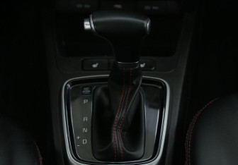 Подержанный автомобиль Kia Rio Hatchback 2021 года (15 фото)