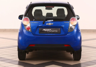 Подержанный автомобиль Chevrolet Spark 2011 года (5 фото)
