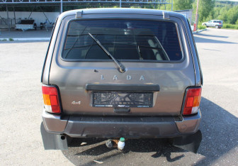 Подержанный автомобиль LADA (ВАЗ) 2121 (4x4) 2017 года (6 фото)