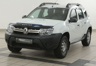 Подержанный автомобиль Renault Duster 2019 года (8 фото)