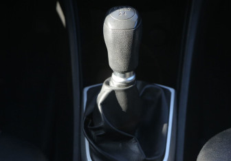 Подержанный автомобиль Hyundai Solaris Sedan 2013 года (13 фото)