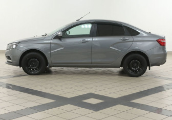 Подержанный автомобиль LADA (ВАЗ) Vesta Sedan 2021 года (7 фото)