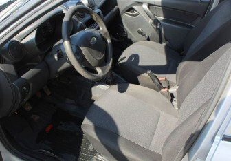 Подержанный автомобиль LADA (ВАЗ) Granta Sedan 2012 года (10 фото)