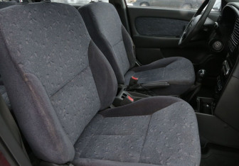 Подержанный автомобиль Kia Spectra Sedan 2006 года (10 фото)