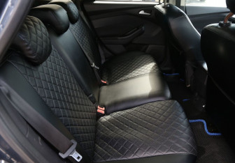 Подержанный автомобиль Ford Focus Wagon 2012 года (11 фото)