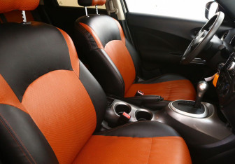 Подержанный автомобиль Nissan Juke 2015 года (7 фото)