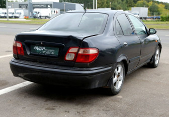 Подержанный автомобиль Nissan Almera Sedan 2002 года (6 фото)