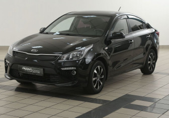 Подержанный автомобиль Kia Rio Sedan 2018 года (8 фото)