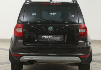 Подержанный автомобиль Skoda Yeti 2010 года (3 фото)