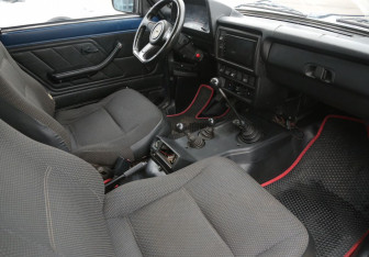 Подержанный автомобиль LADA (ВАЗ) 2121 (4x4) 2011 года (9 фото)