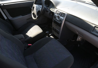 Подержанный автомобиль LADA (ВАЗ) Priora Sedan 2010 года (9 фото)