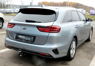 Подержанный автомобиль Kia Ceed Wagon 2019 года (6 фото)