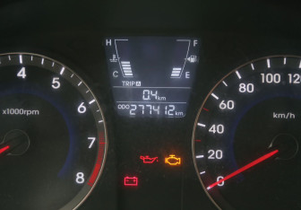 Подержанный автомобиль Hyundai Solaris Hatchback 2011 года (18 фото)