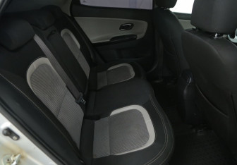 Подержанный автомобиль Kia Ceed Hatchback 2012 года (11 фото)