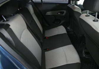 Подержанный автомобиль Chevrolet Cruze Sedan 2013 года (11 фото)
