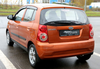 Подержанный автомобиль Kia Picanto 2008 года (4 фото)