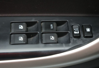 Подержанный автомобиль Changan CS35 2014 года (17 фото)