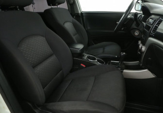 Подержанный автомобиль SsangYong Actyon 2012 года (10 фото)