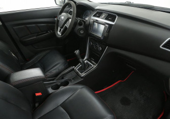 Подержанный автомобиль Lifan Solano 2018 года (9 фото)