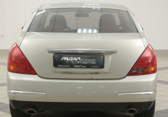 Подержанный автомобиль Nissan Teana 2006 года (3 фото)