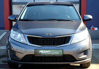 Подержанный автомобиль Kia Rio Sedan 2014 года (2 фото)