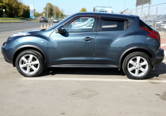 Подержанный автомобиль Nissan Juke 2013 года (8 фото)