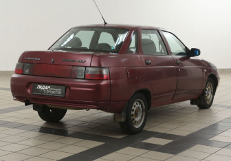 Подержанный автомобиль LADA (ВАЗ) 2110 2004 года (4 фото)