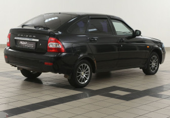 Подержанный автомобиль LADA (ВАЗ) Priora Hatchback 2009 года (4 фото)