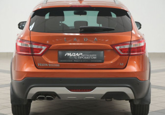 Подержанный автомобиль LADA (ВАЗ) Vesta Wagon 2018 года (3 фото)
