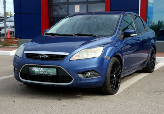Подержанный автомобиль Ford Focus Sedan 2008 года (3 фото)