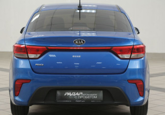 Подержанный автомобиль Kia Rio Sedan 2017 года (3 фото)
