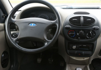 Подержанный автомобиль LADA (ВАЗ) Kalina Wagon 2010 года (14 фото)