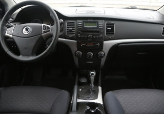 Подержанный автомобиль SsangYong Actyon 2011 года (12 фото)