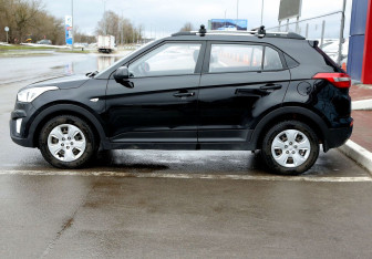 Подержанный автомобиль Hyundai Creta 2017 года (8 фото)