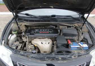 Подержанный автомобиль Toyota Camry Sedan 2008 года (16 фото)